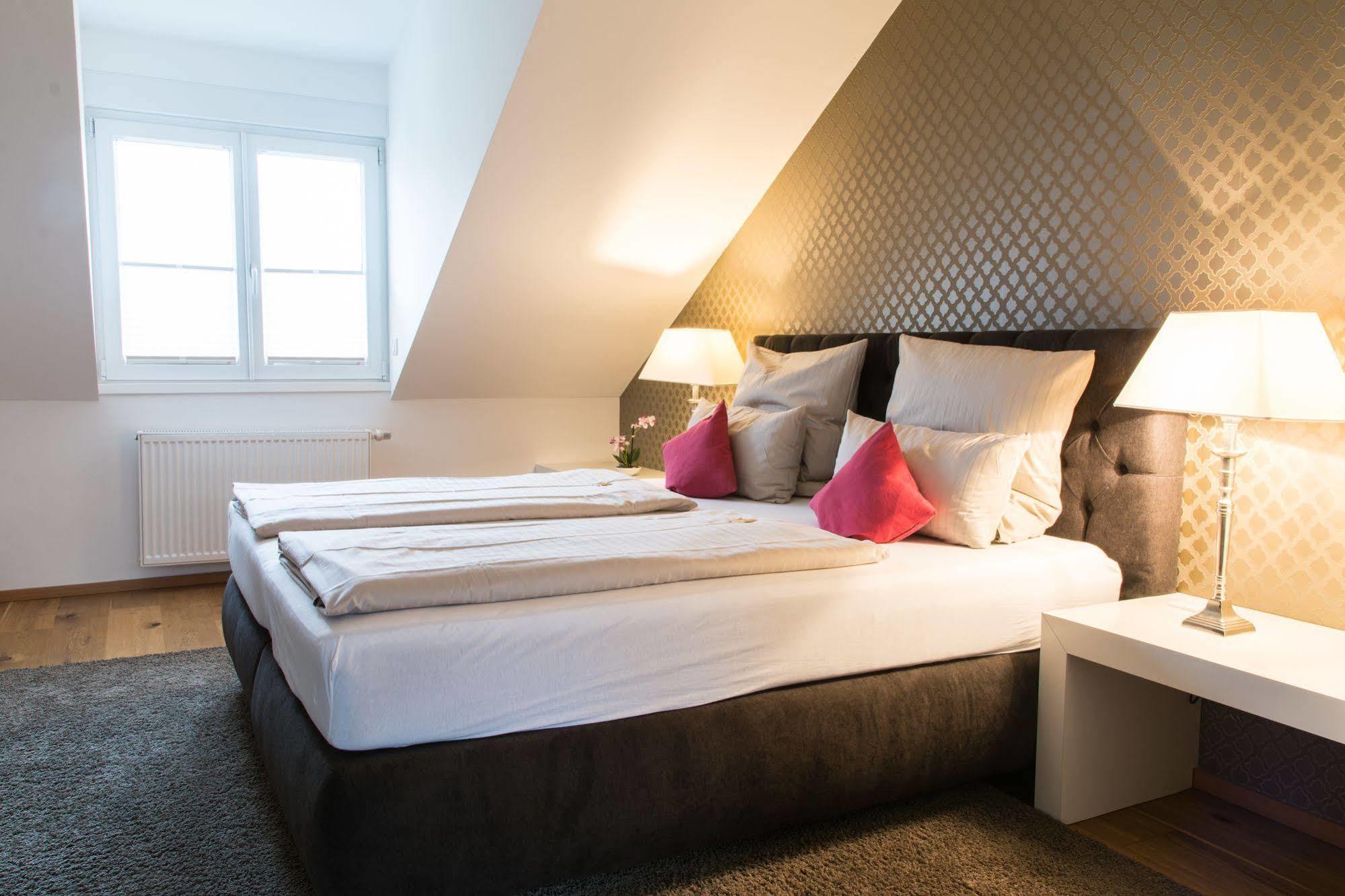 Helvetia Suites Düsseldorf Zewnętrze zdjęcie